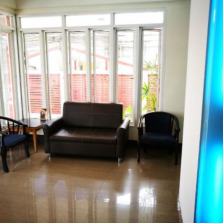 J.Residence Samut Prakan Exteriör bild