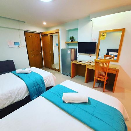 J.Residence Samut Prakan Exteriör bild