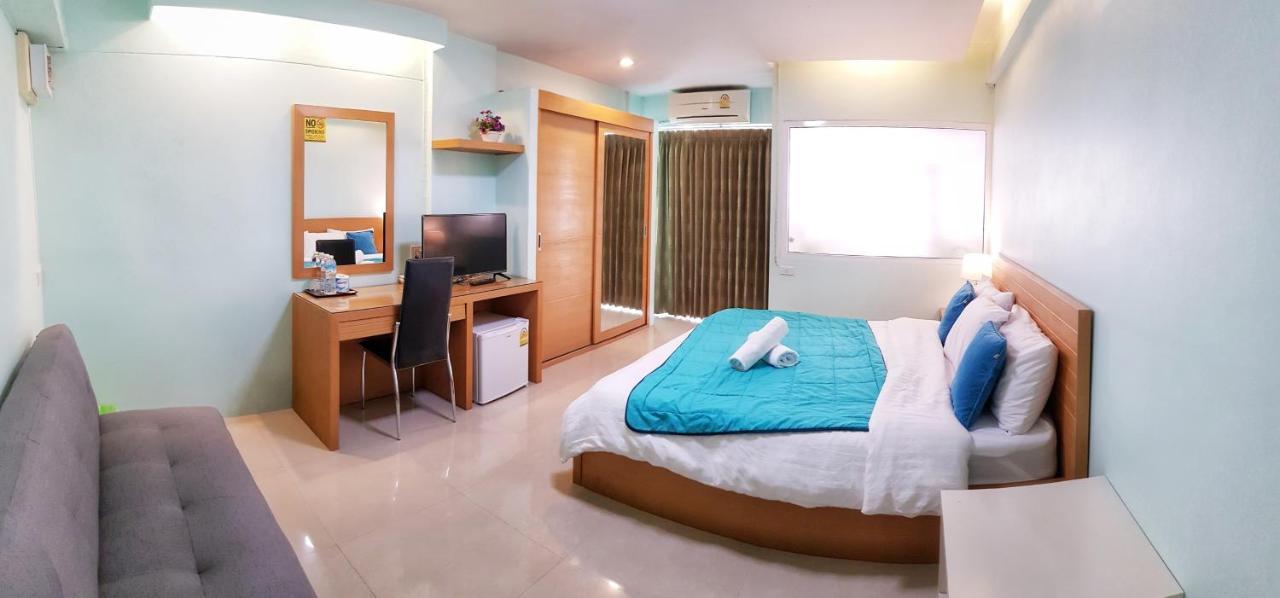 J.Residence Samut Prakan Exteriör bild
