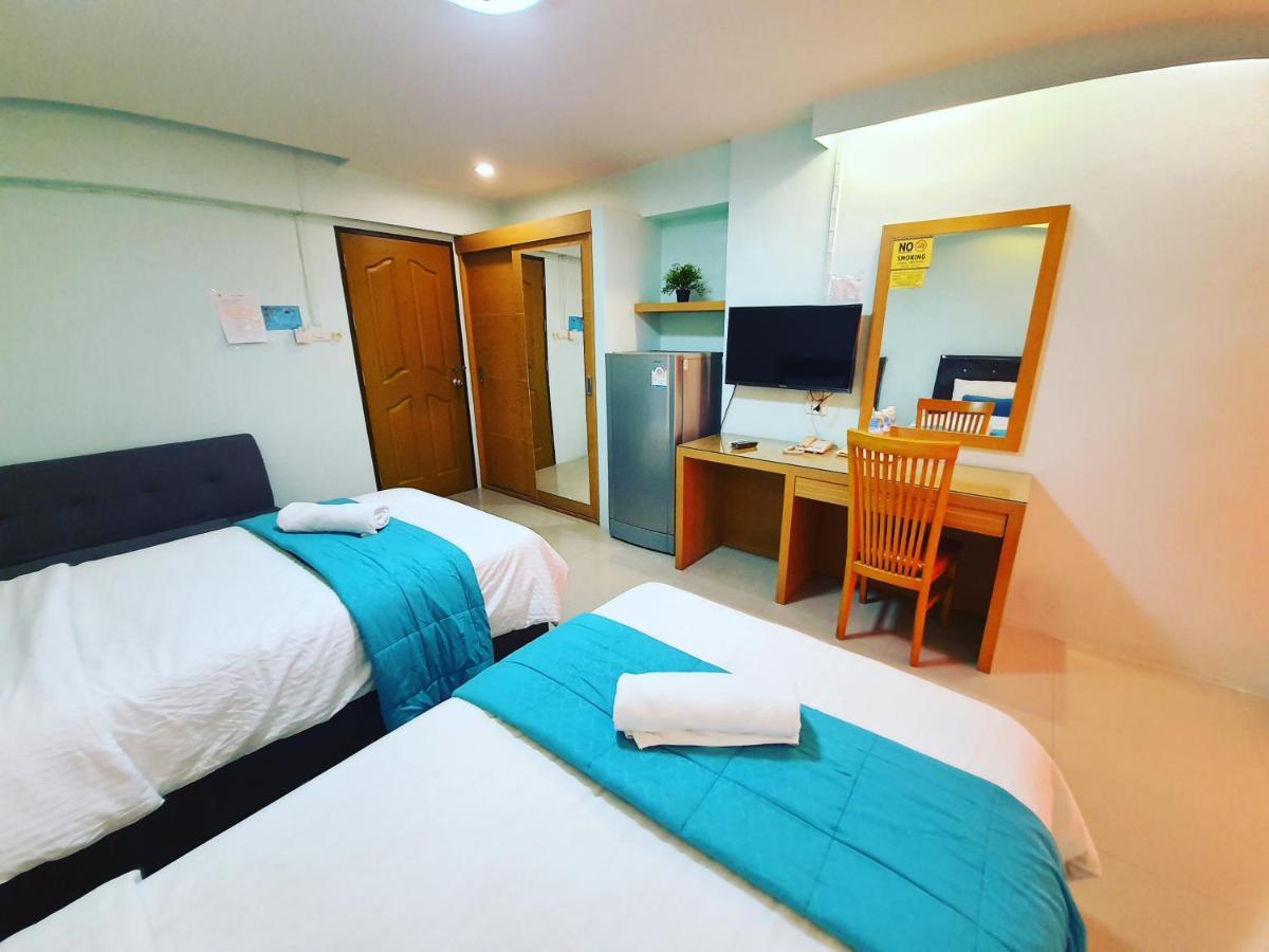 J.Residence Samut Prakan Exteriör bild